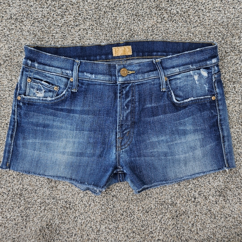 MOTHER Denim Jean Shorts in Dark Blue Wash